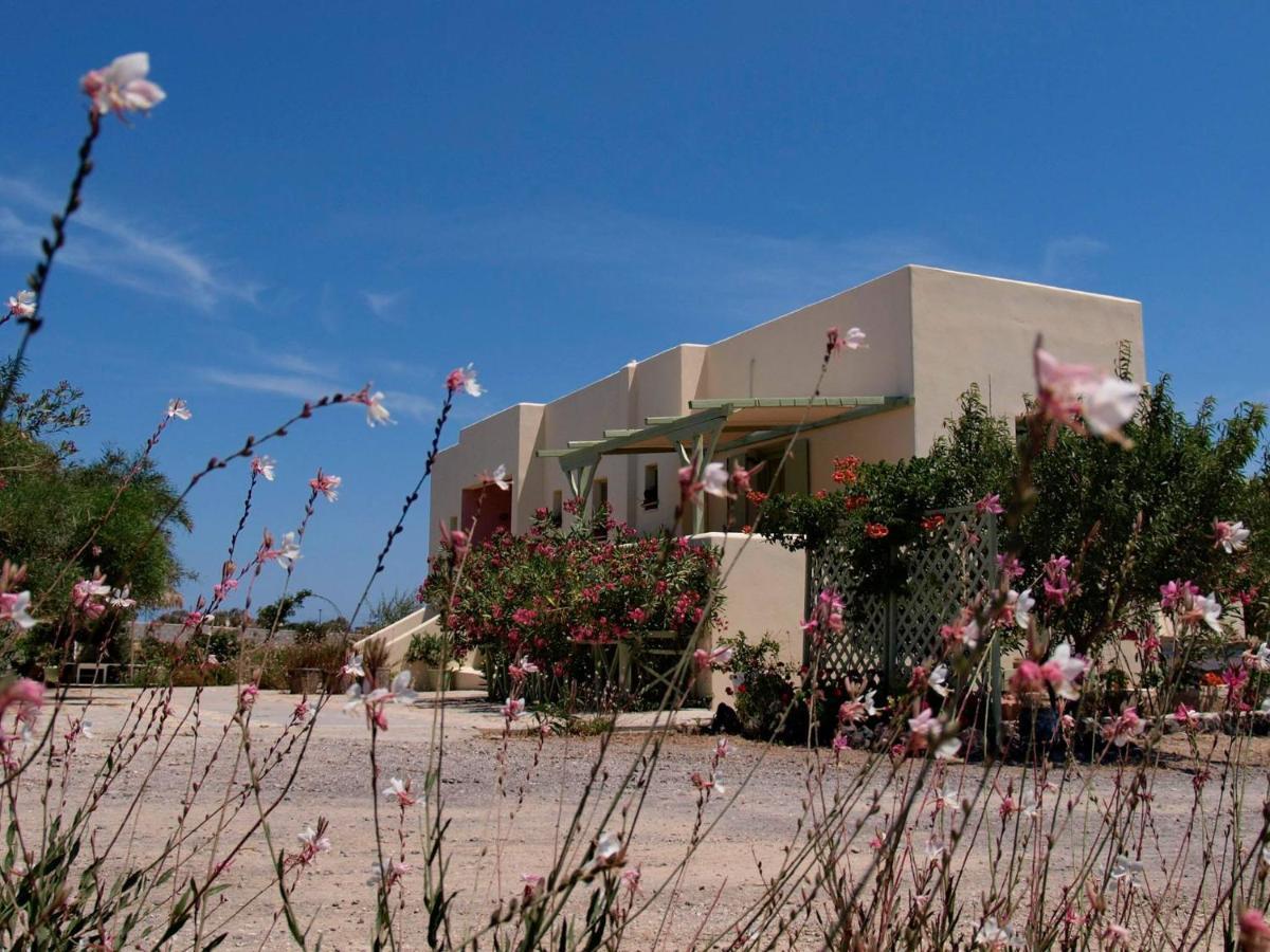 Flower And Crafts - The Eco Nature House Monolithos  Exterior photo